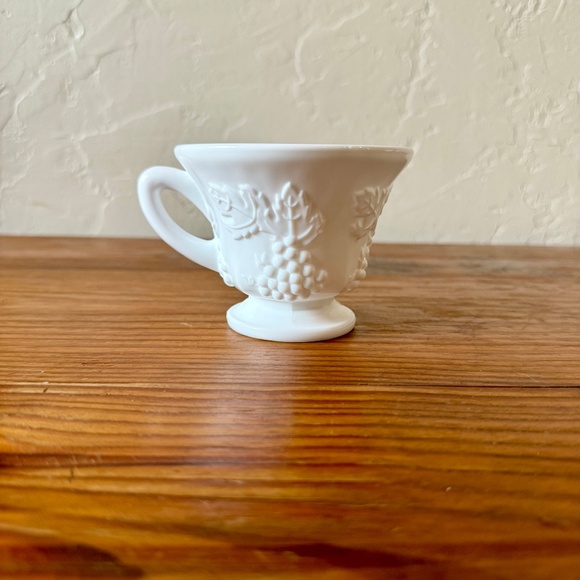 Vintage Indiana Glass Milk Glass Punch Cup – Grape and Leaf Pattern - Picture 9 of 12